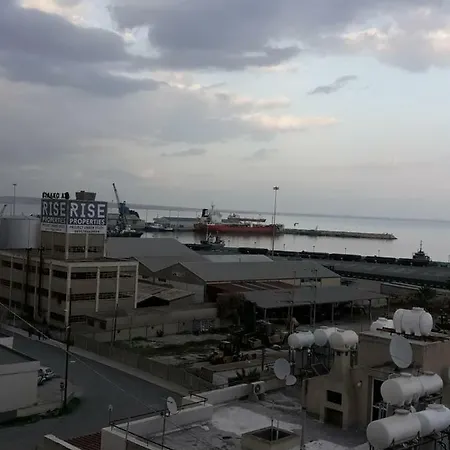 P.l. Harbour View Residents